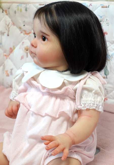 リボーンドール♡Maggie♡正規品(ネック部分)出生カード付き リボーンドールMaggie正規品(ネック部分)出生カード付き