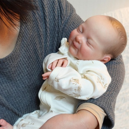 リボーンドール（Reborn doll）