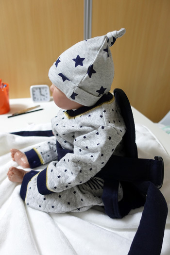 お帽子お着替え抱っこ紐1.jpg